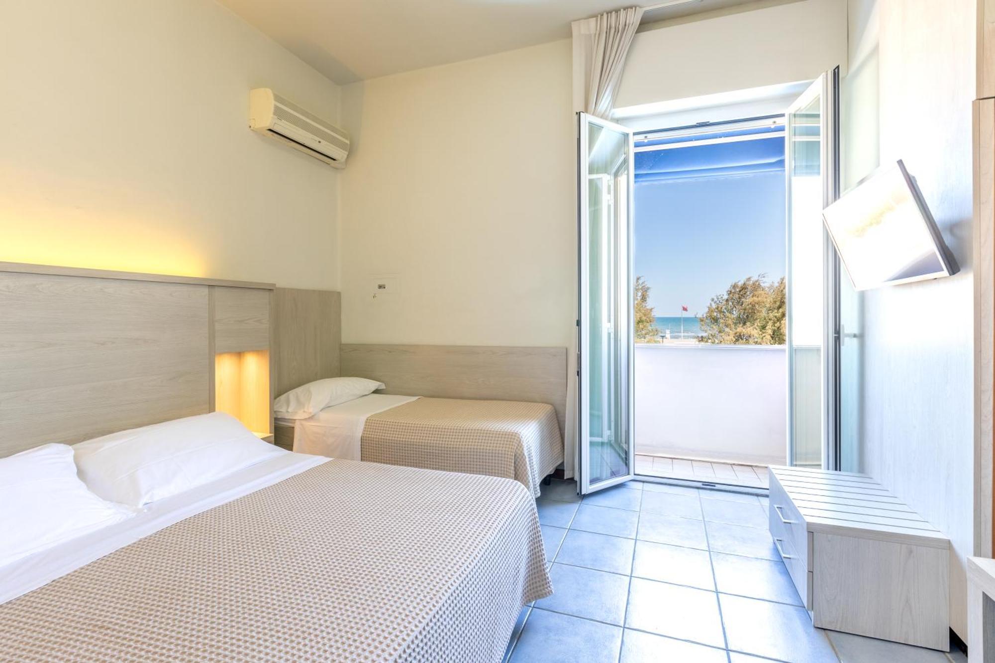Hotel Astoria Pesaro Exteriér fotografie