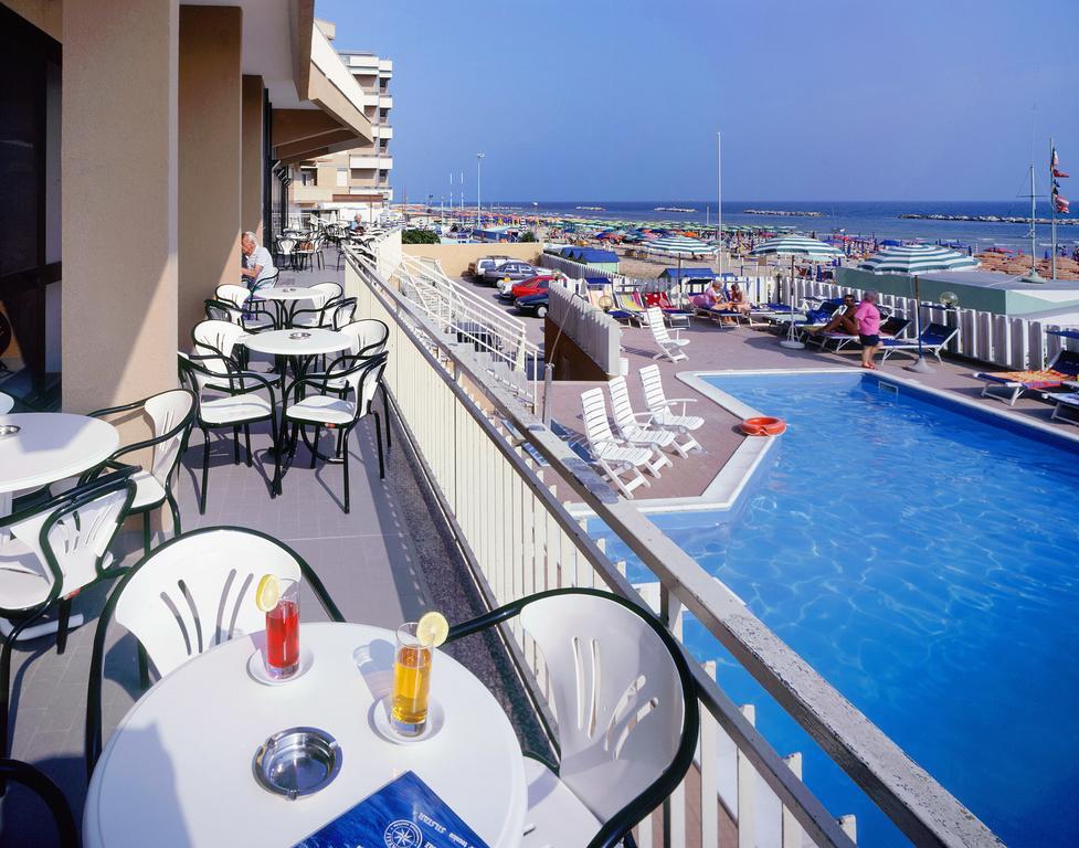 Hotel Astoria Pesaro Exteriér fotografie