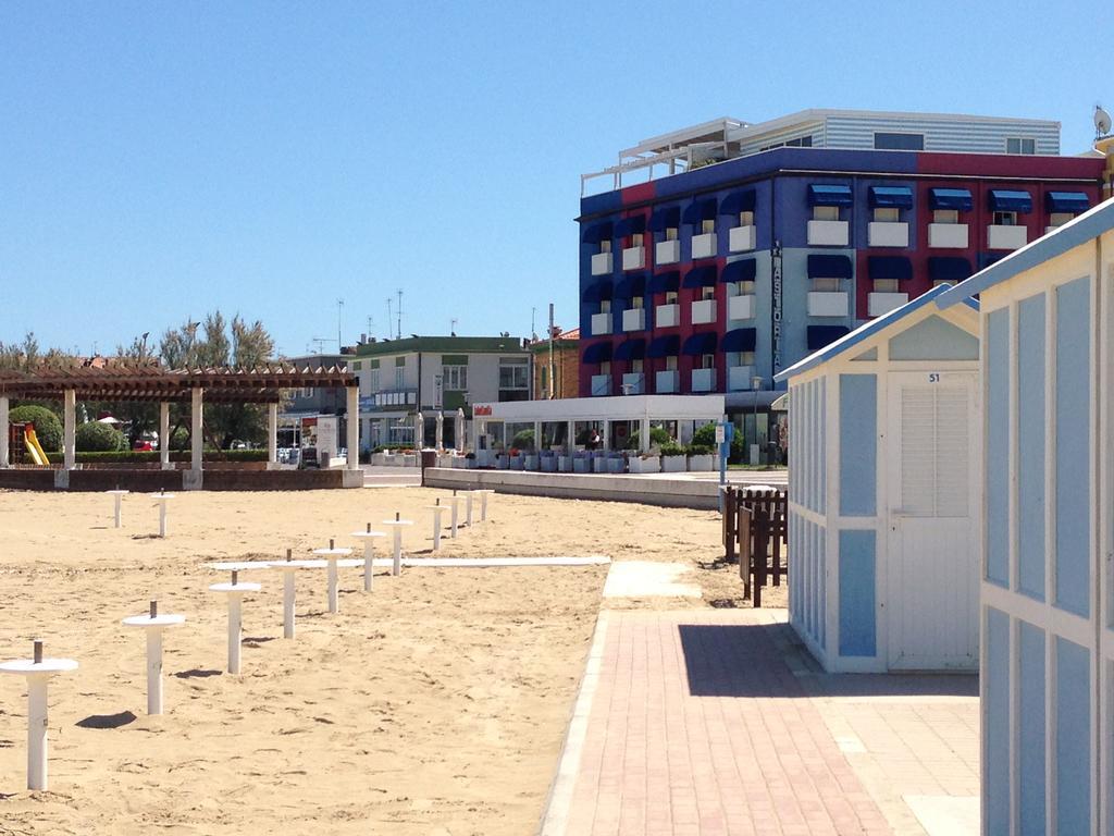 Hotel Astoria Pesaro Exteriér fotografie