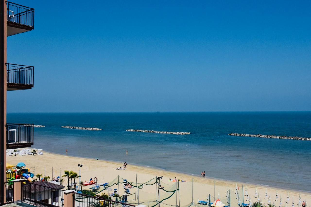 Hotel Astoria Pesaro Exteriér fotografie