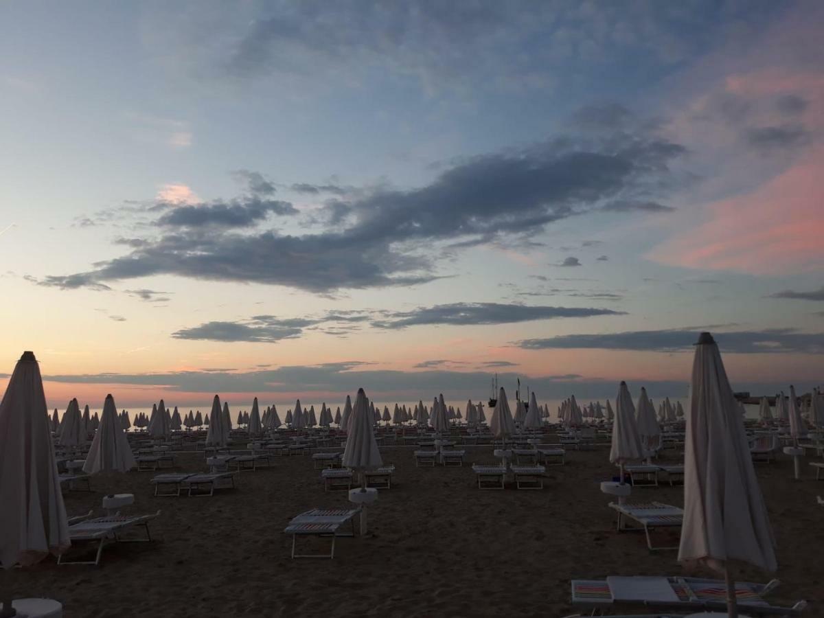 Hotel Astoria Pesaro Exteriér fotografie